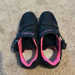 Peleton compatible shoes